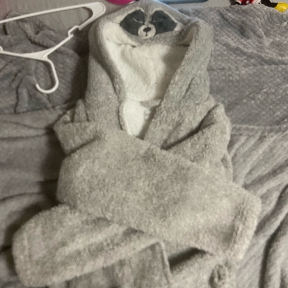 Gray bath robe